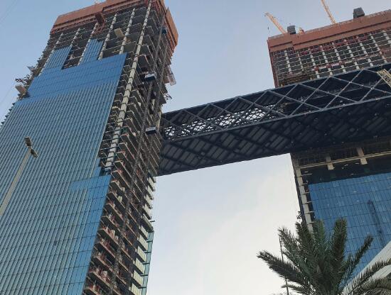 梅斯完成了Za'abeel上世界上最长的悬臂建筑的吊装