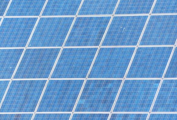 澳大利亚将承办200兆瓦太阳能发电厂与大型电池项目