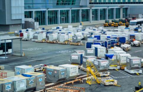 美国主要枢纽必须对货物进行投资或将货物永久损失给较小的机场