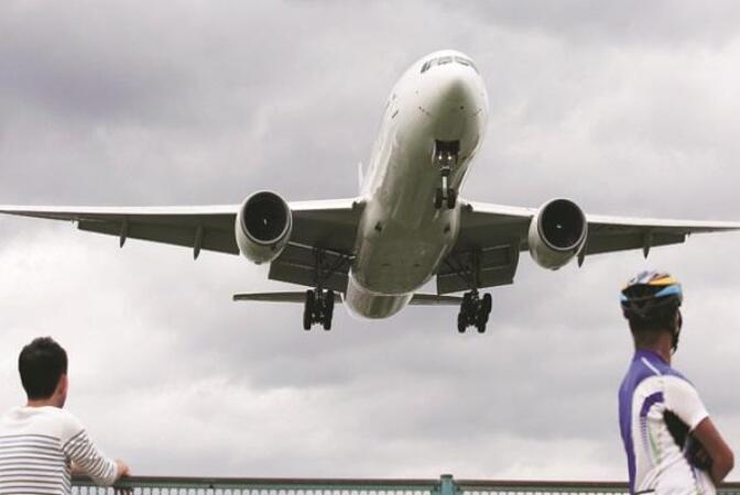 国际航空运输协会总监表示印度政府应该重启定期国际航班