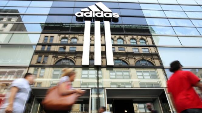 阿迪达斯以21亿欧元将锐步出售给Authentic Brands Group