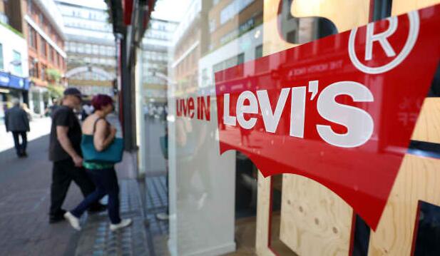 为什么即使当前局势的在线销售热潮不断增长 Levi’s也要开设100家新店